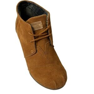 Toms Cognac “ Yellow Gold” Corlina Round Toe Lace Up Wedge Shoes Size 6 NEW